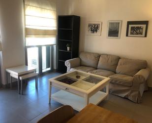 Sala d'estar de Apartament de lloguer en Camas amb Aire condicionat, Calefacció i Moblat