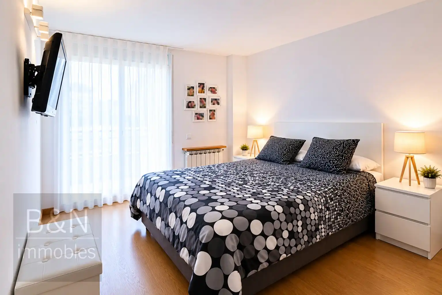 Schlafzimmer von Wohnung zum Verkauf in Terrassa mit Klimaanlage, Heizung und Balkon
