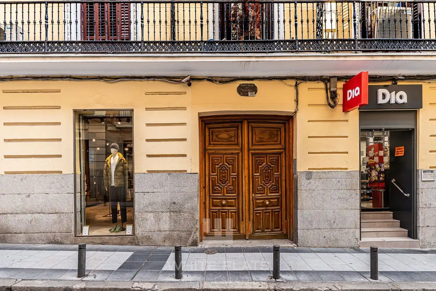 Vista exterior de Piso en venta en Madrid con Aire acondicionado y Terraza