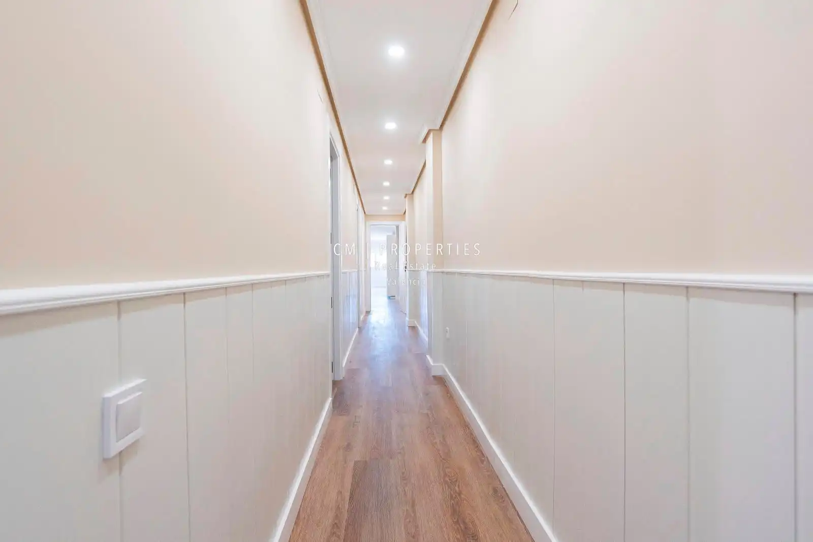 Piso en venta en Valencia con Aire acondicionado, Calefacción y Parquet