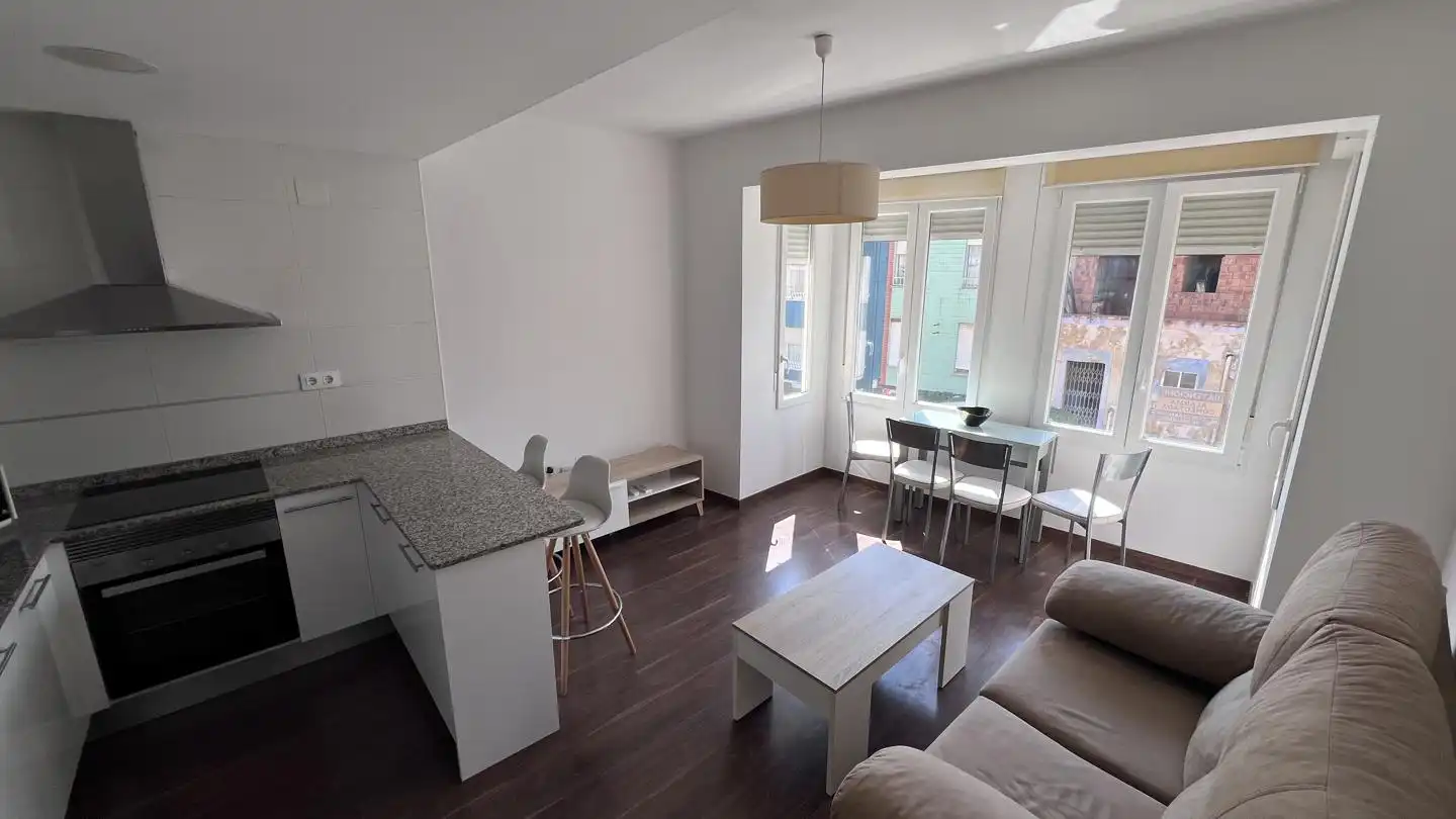 Sala de estar de Piso en venta en Benicarló con Aire acondicionado, Parquet y Amueblado