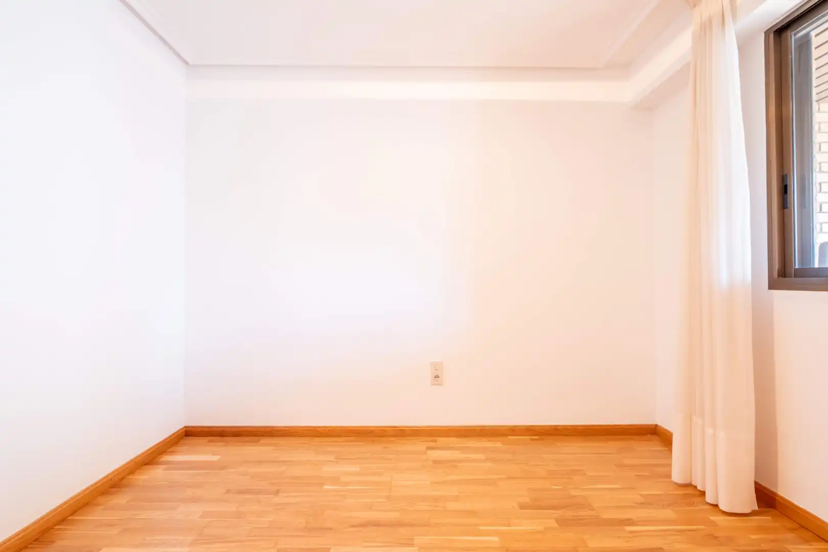 Bedroom of Flat for sale in Zaragoza  with Air Conditioner, Heating and Parquet flooring
