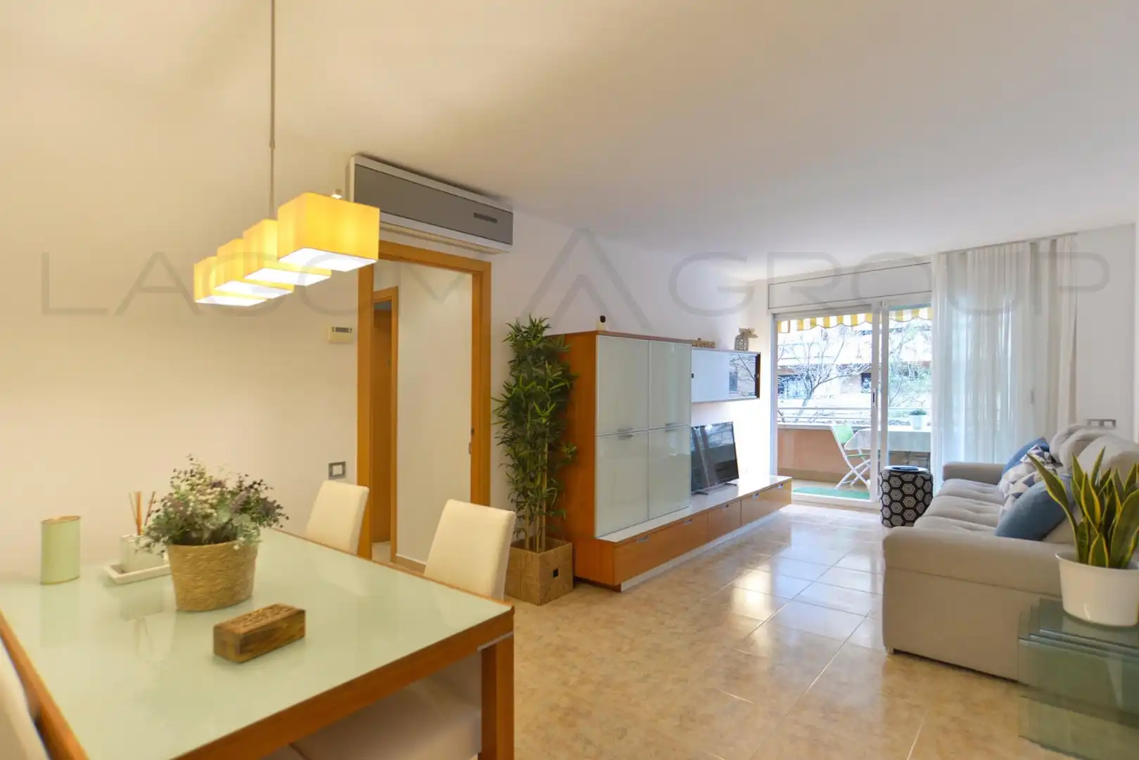 Sala d'estar de Pis en venda en Viladecans amb Aire condicionat, Calefacció i Balcó