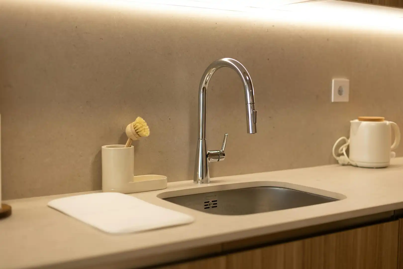 Kitchen of Flat for rent in Valencia  with Air Conditioner, Heating and Private garden