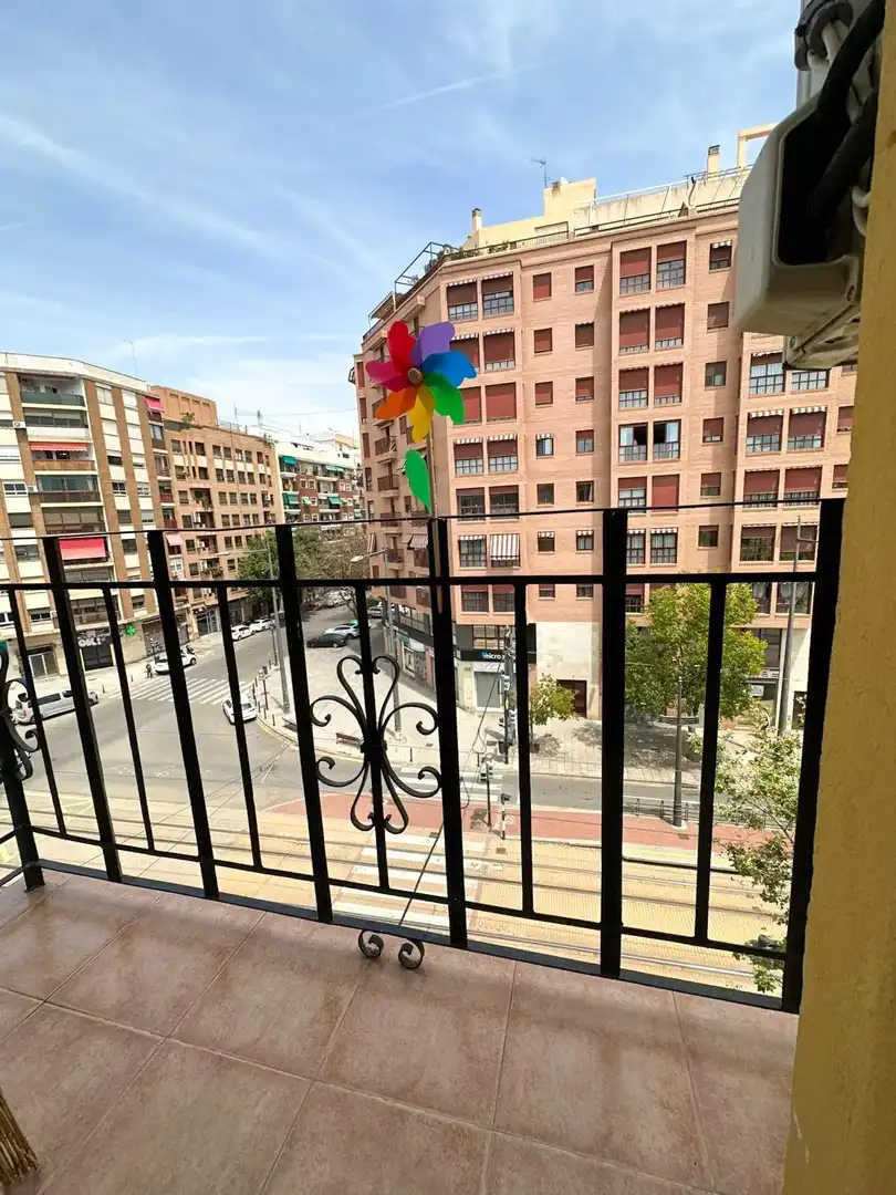 Dúplex de lloguer a Calle cofrentes, Trinitat