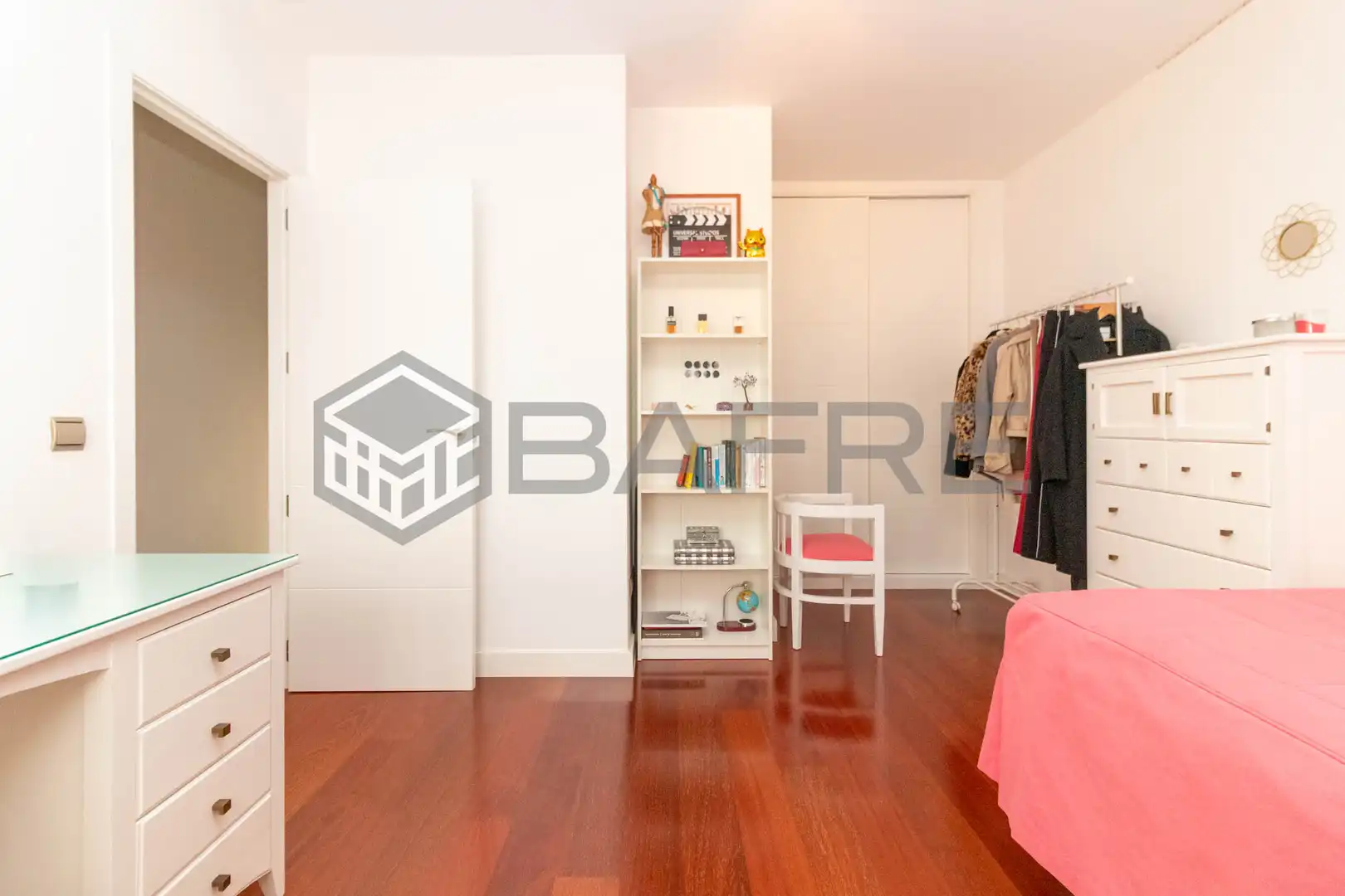 Bedroom of Attic for sale in Arganda del Rey  with Air Conditioner, Heating and Parquet flooring
