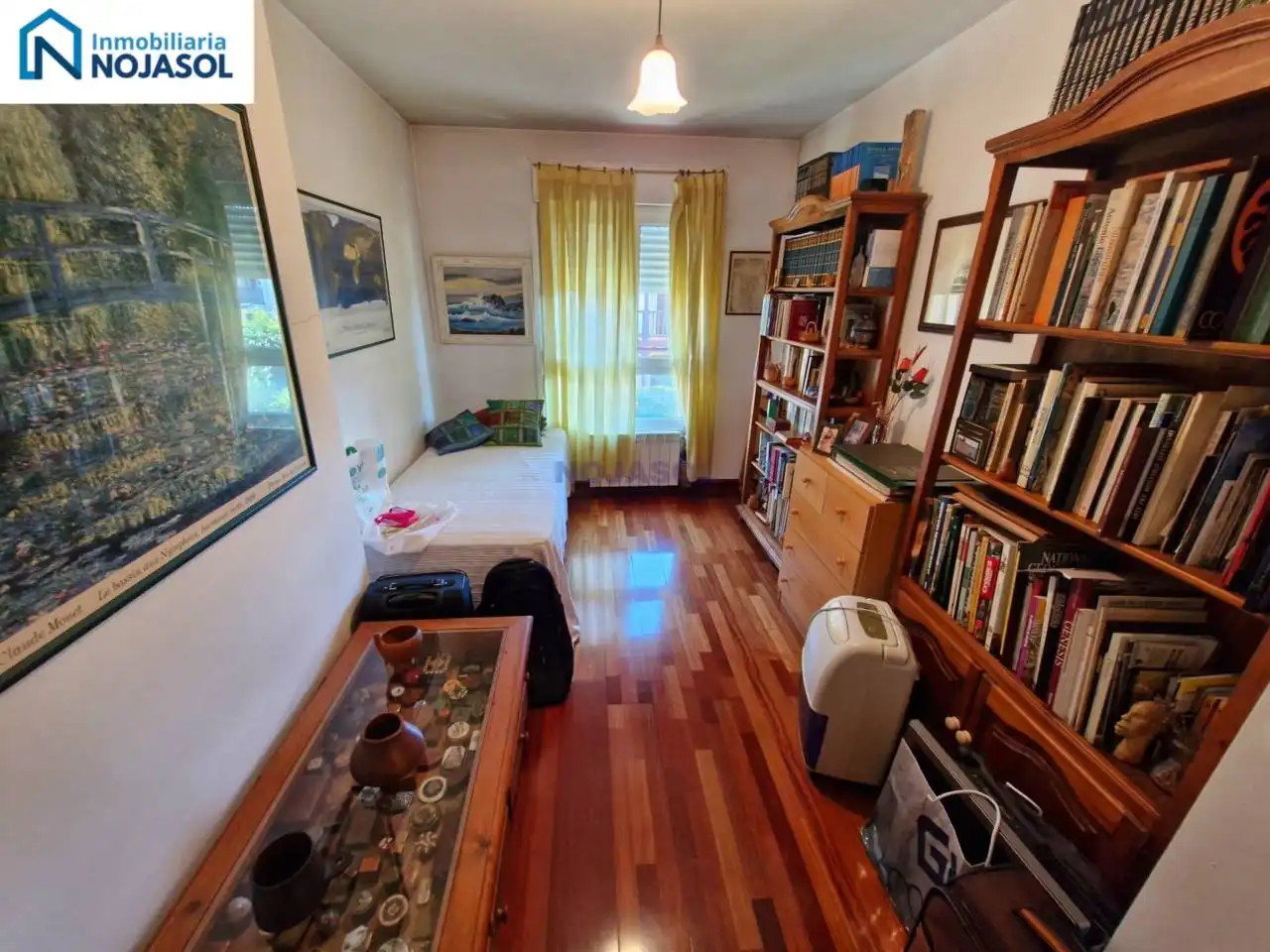 Dormitori de Casa adosada en venda en Escalante amb Calefacció, Jardí privat i Parquet