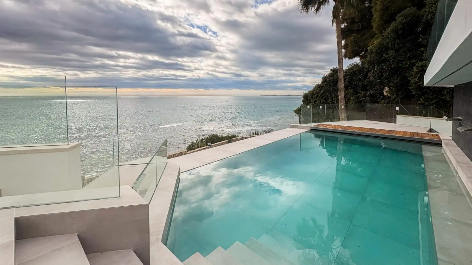 Piscina de Casa o chalet en venta en El Campello con Aire acondicionado, Calefacción y Jardín privado