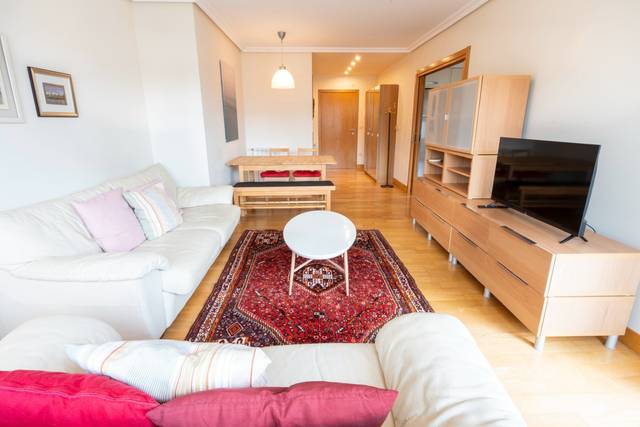 Piso en Venta en Plaza Ondartxo en Zumaia