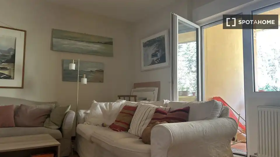 Sala de estar de Piso para compartir en Abantos - Carmelitas
