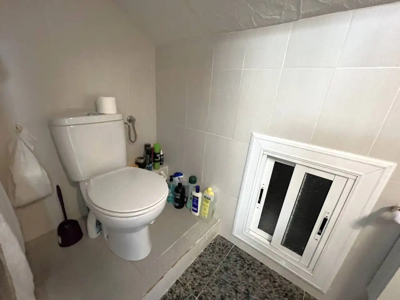 Bathroom of Houses for sale in Riells i Viabrea  with Air Conditioner, Heating and Private garden