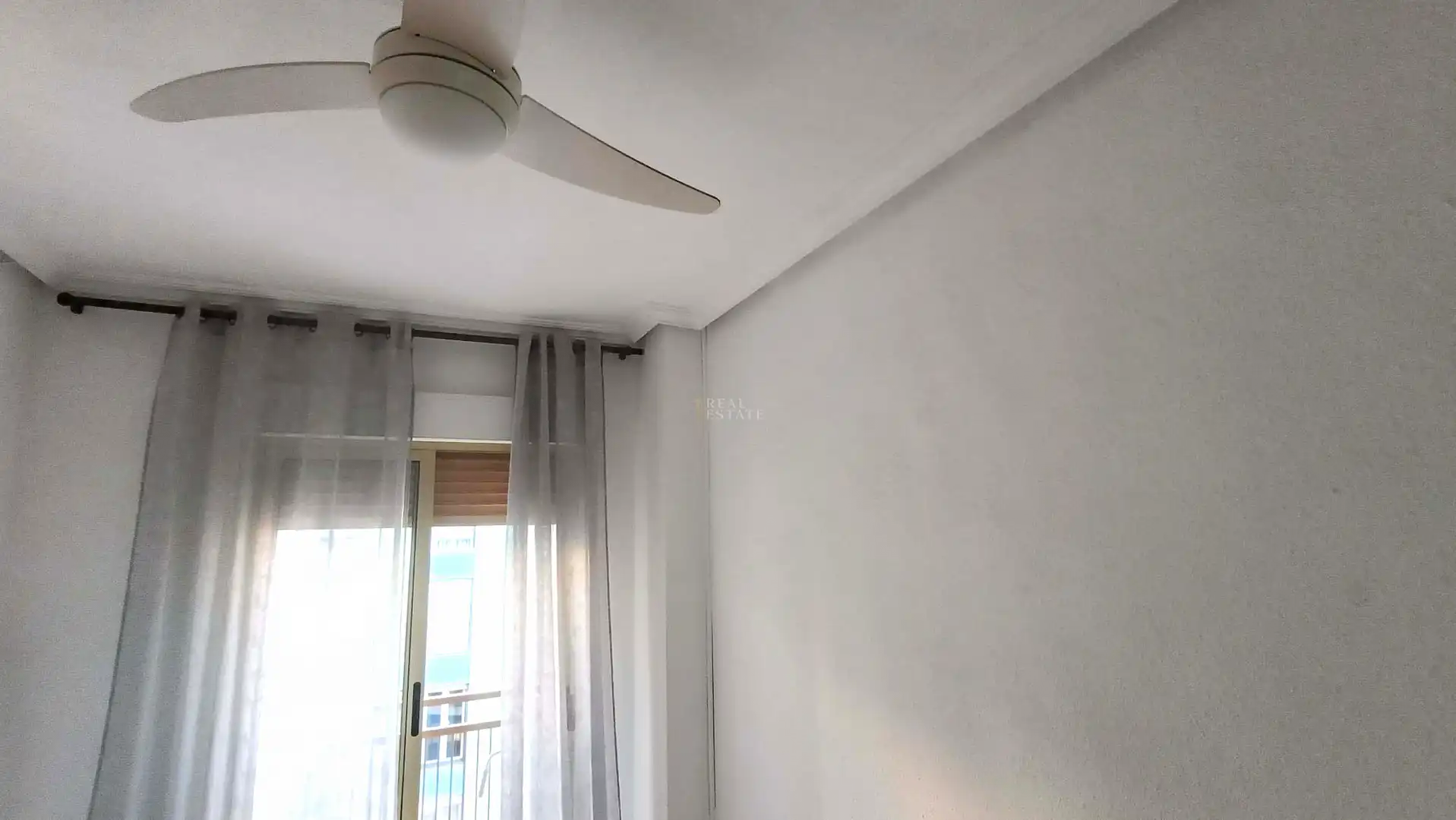 Schlafzimmer von Wohnung zum Verkauf in Elche / Elx mit Klimaanlage und Abstellraum