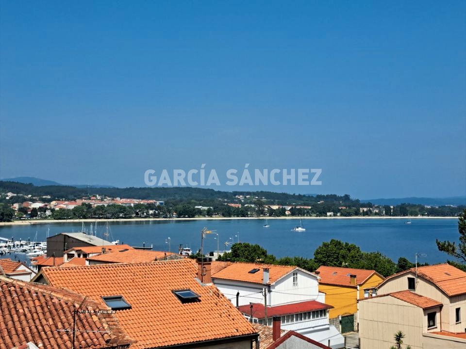 Exterior view of Duplex for sale in Boiro  with Storage room