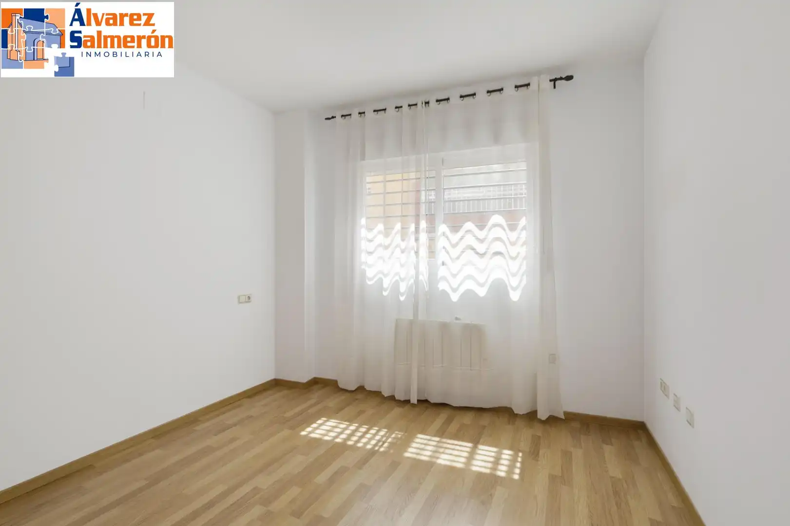 Bedroom of Flat for sale in Armilla  with Air Conditioner, Heating and Storage room