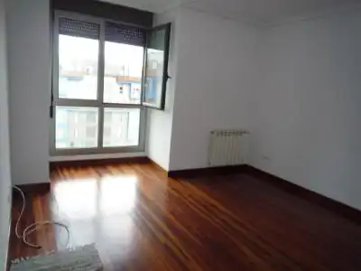 Schlafzimmer von Wohnung zum Verkauf in Santander mit Heizung, Parkett und Abstellraum