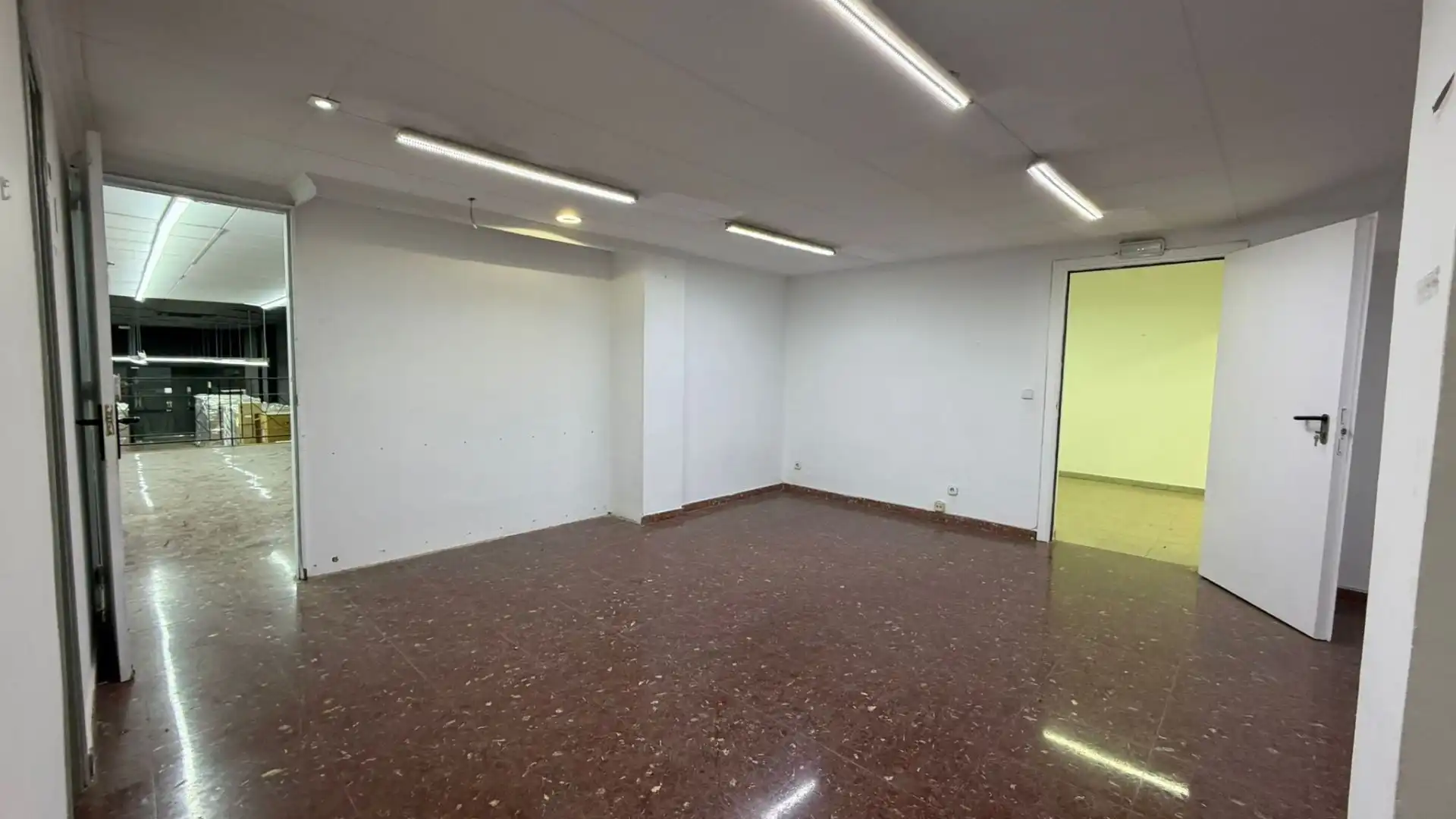 Local comercial en alquiler en Riu Sud, imagen 20