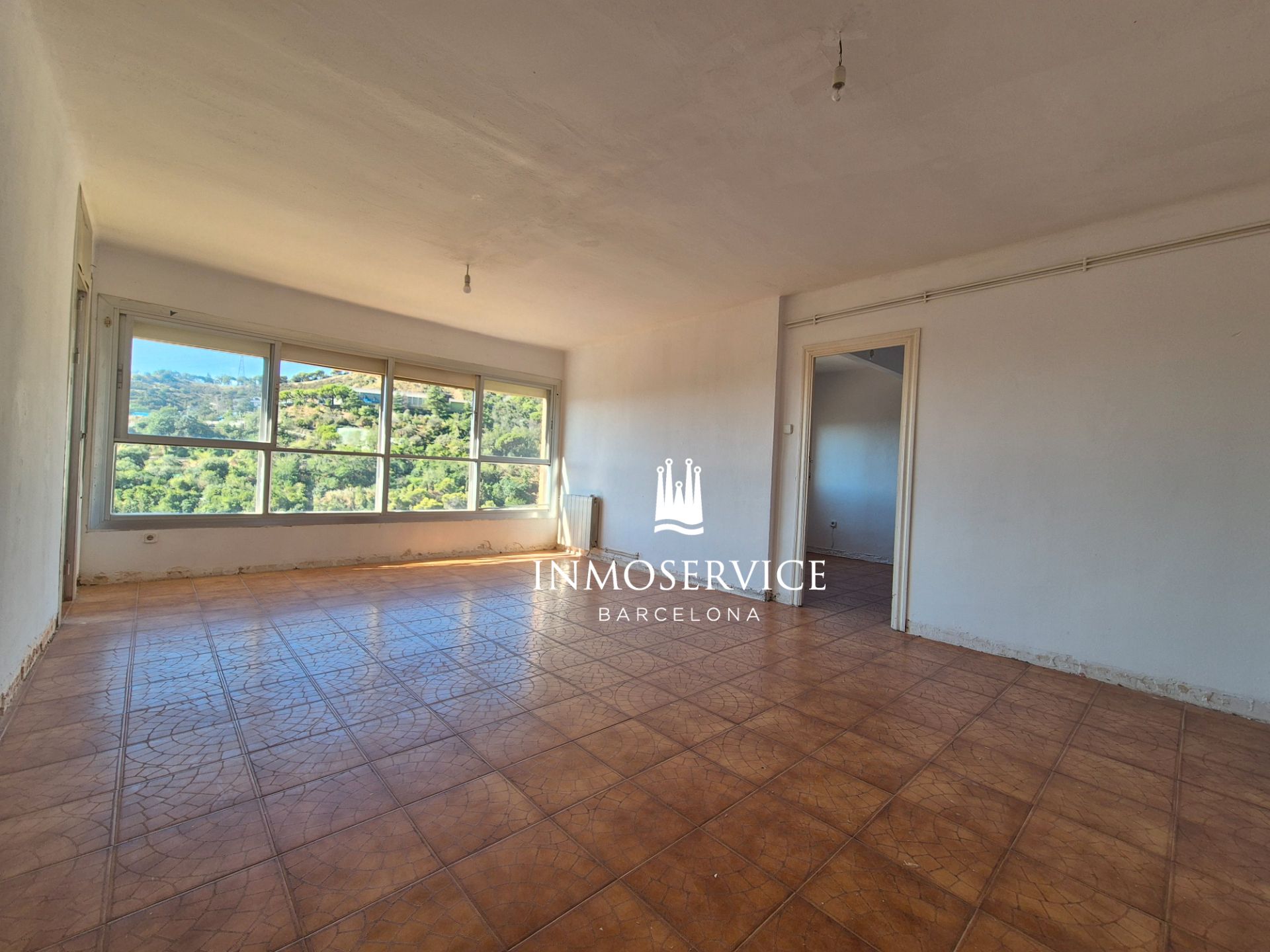 Living room of Flat for sale in  Barcelona Capital  with Terrace and Balcony
