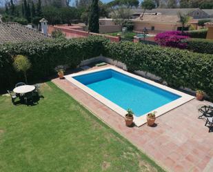 Piscina de Casa o xalet de lloguer en El Puerto de Santa María amb Aire condicionat, Calefacció i Jardí privat