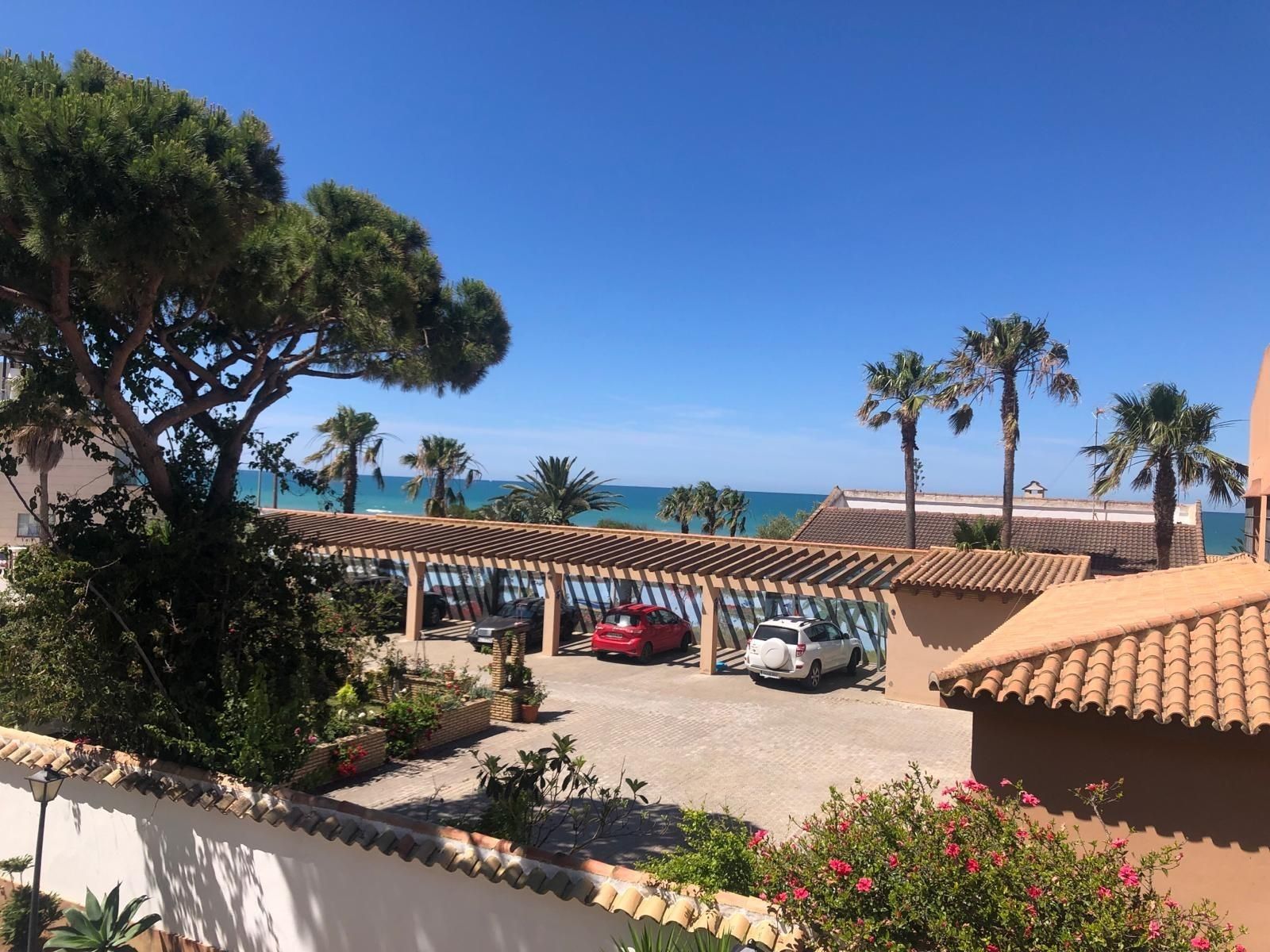 House or chalet for sale in Chiclana de la Frontera  with Heating, Private garden and Terrace