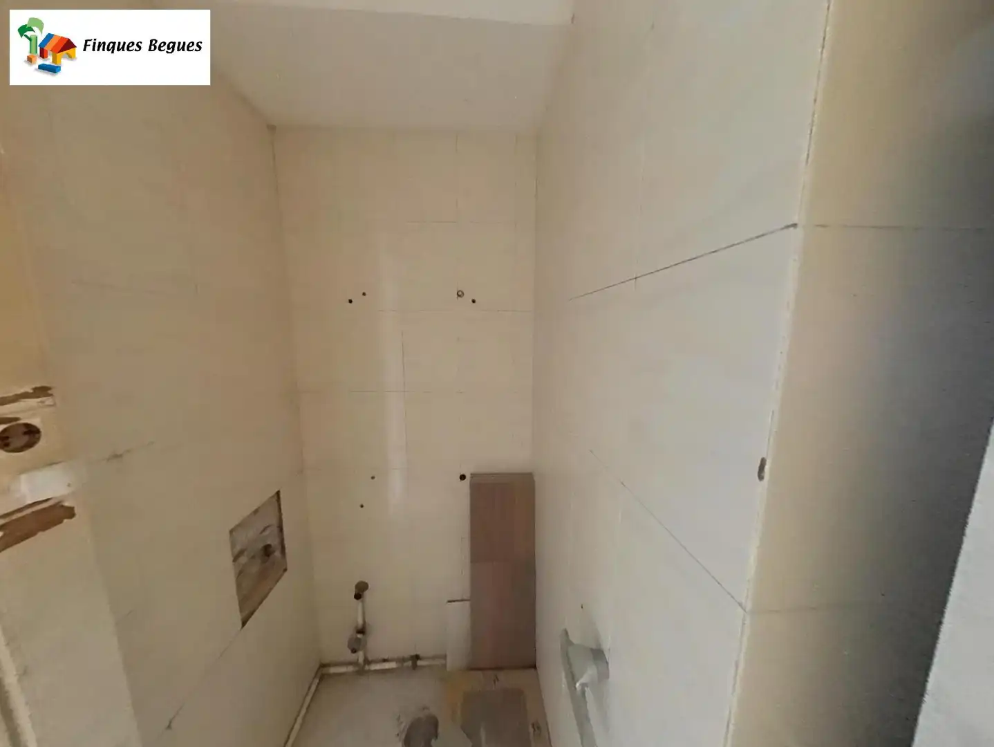 Baño de Local en venta en Begues