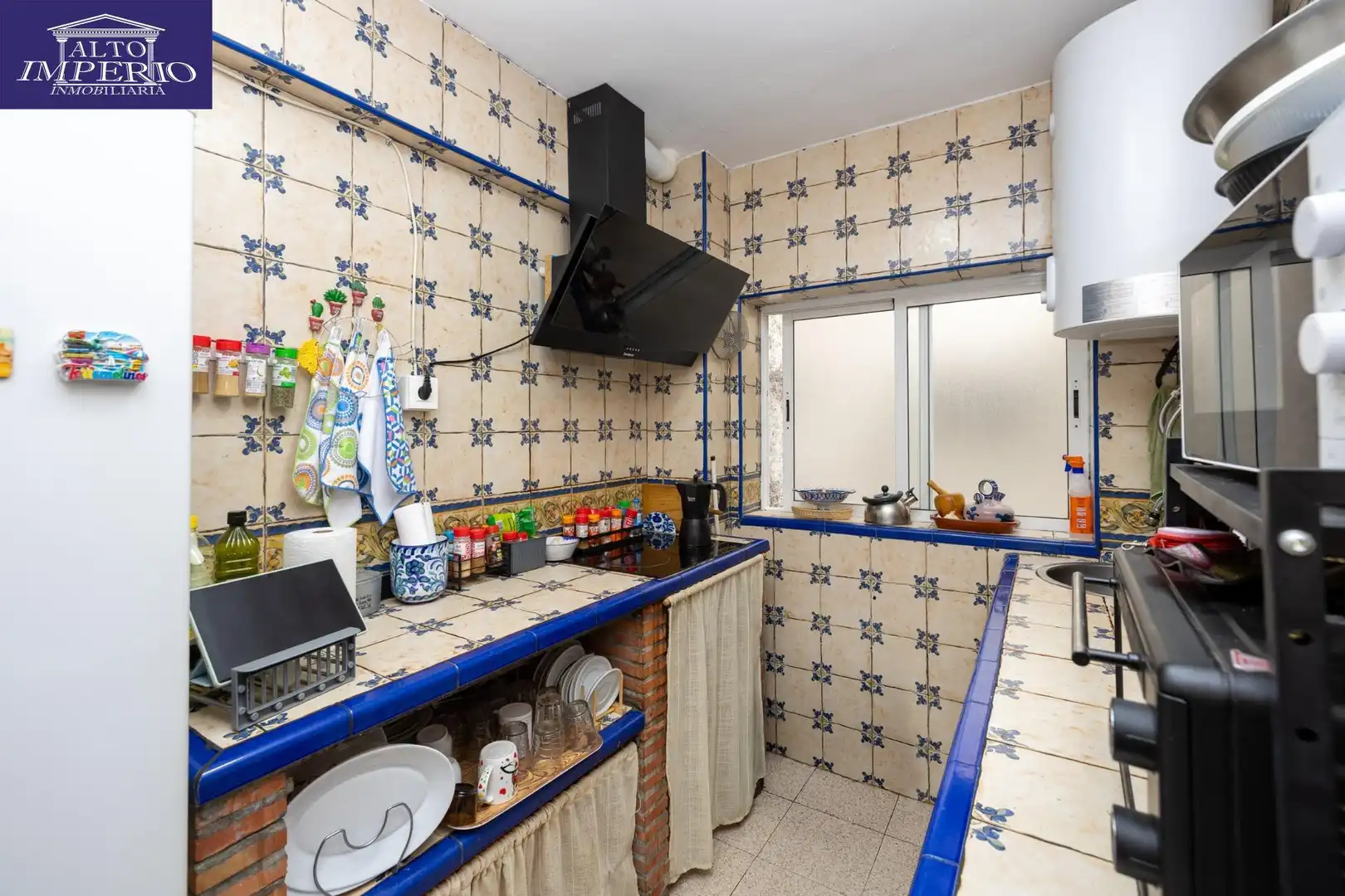 Kitchen of Flat for sale in Zaidín