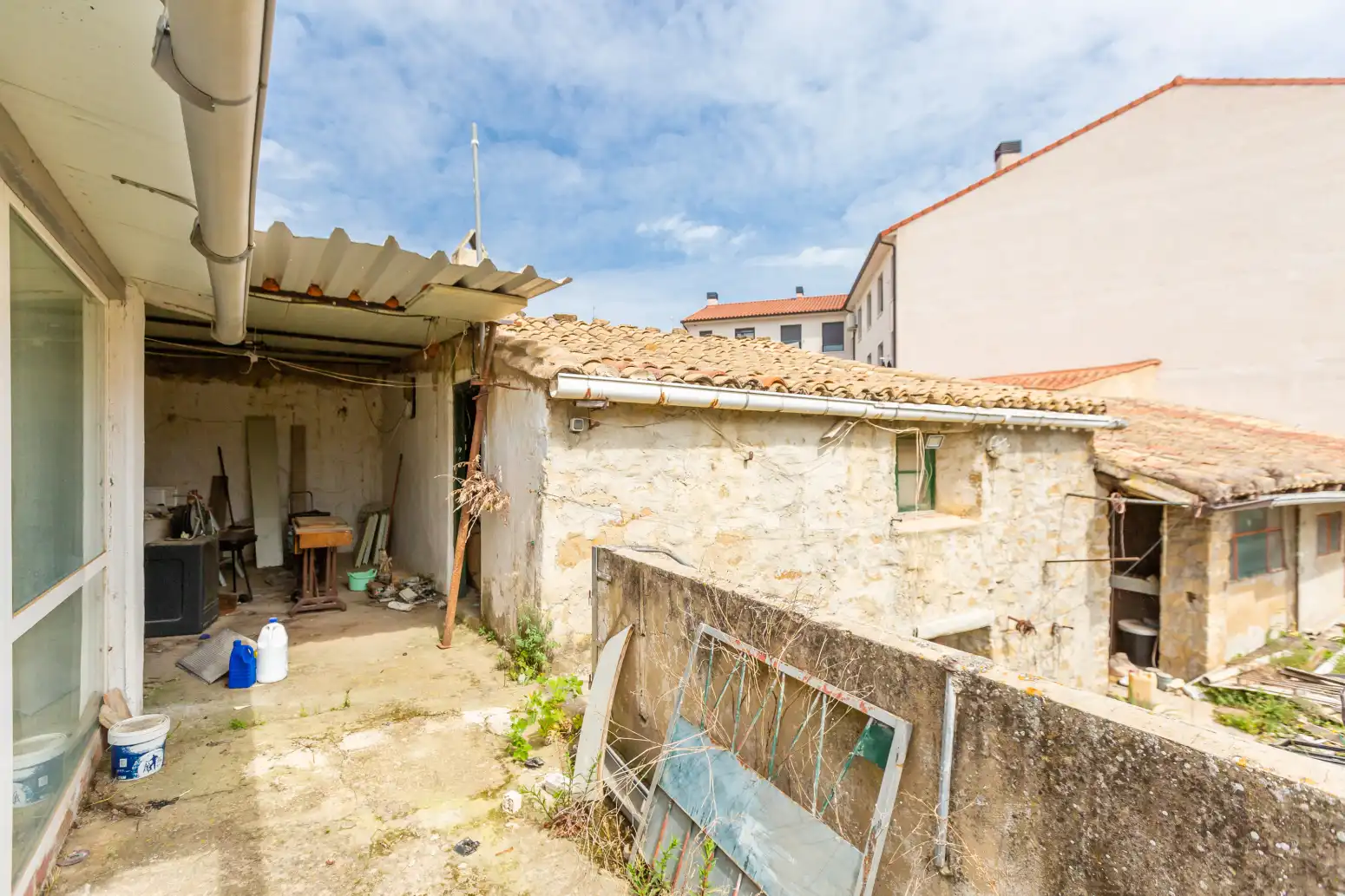 Vista exterior de Casa o xalet en venda en Tafalla amb Parquet