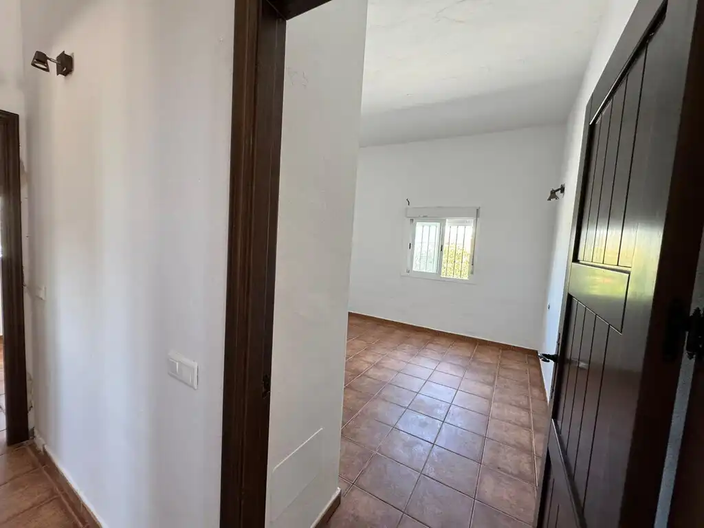 Country homes for sale in Cútar  with Terrace and Swimming Pool