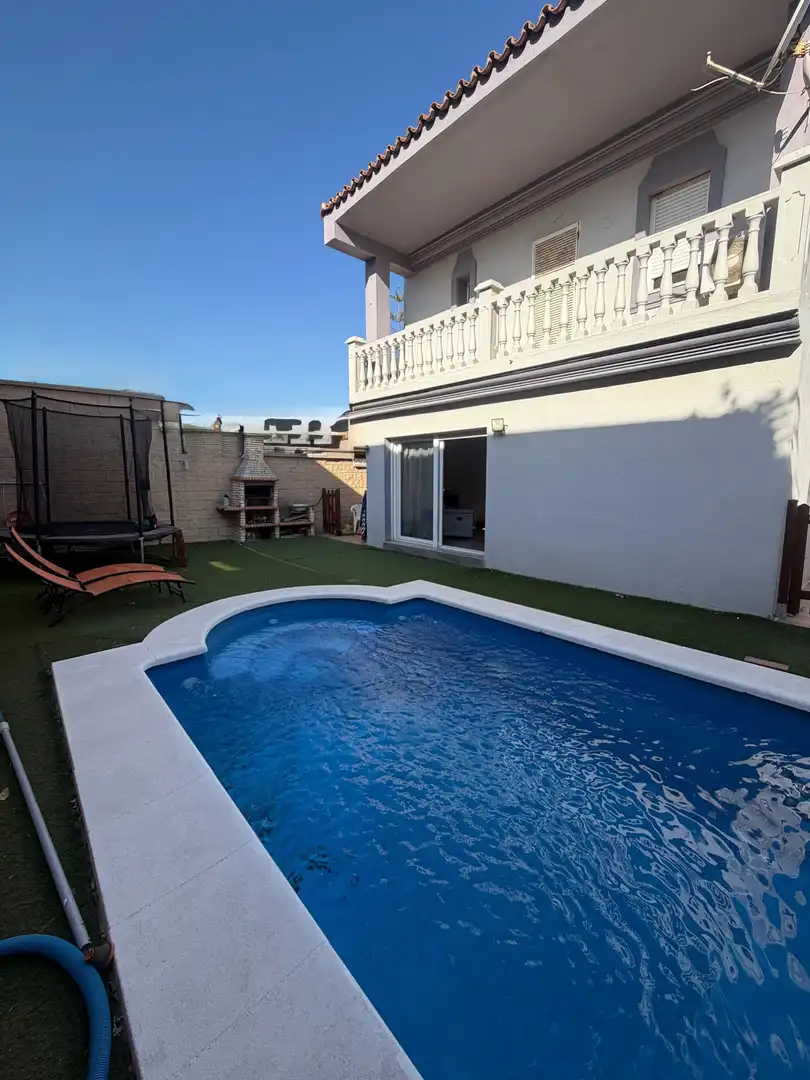 Casa amb piscina en venda a San García, imagen 2