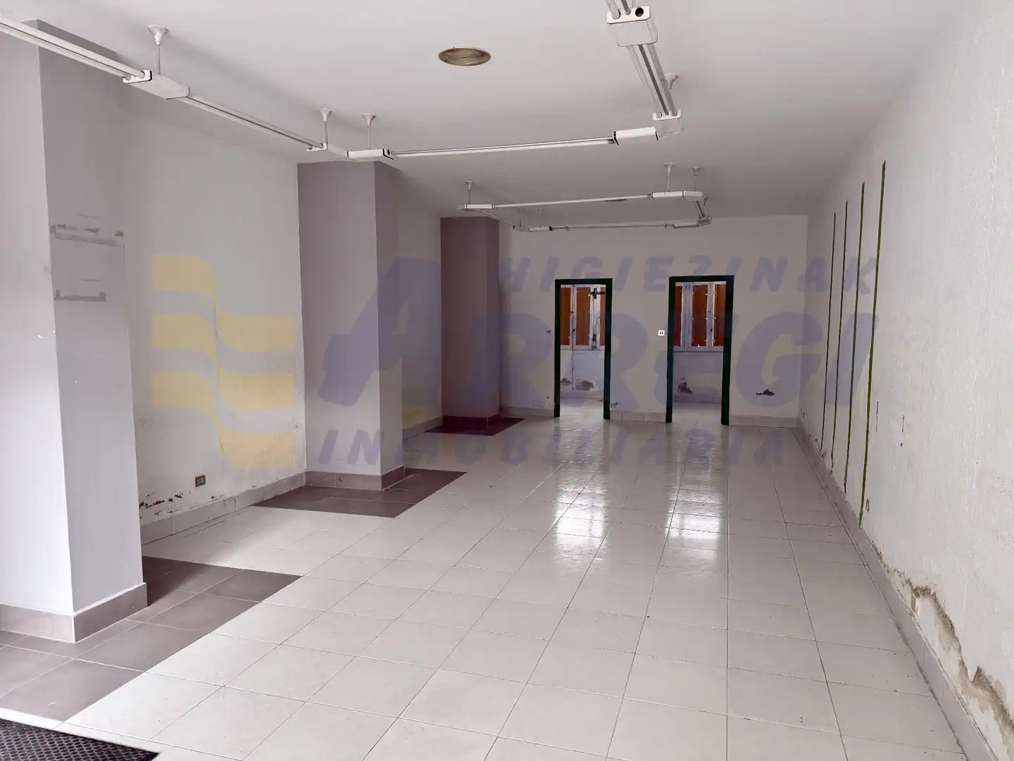 Locale commerciale in affitto a bittor sarasketa, imagen 4