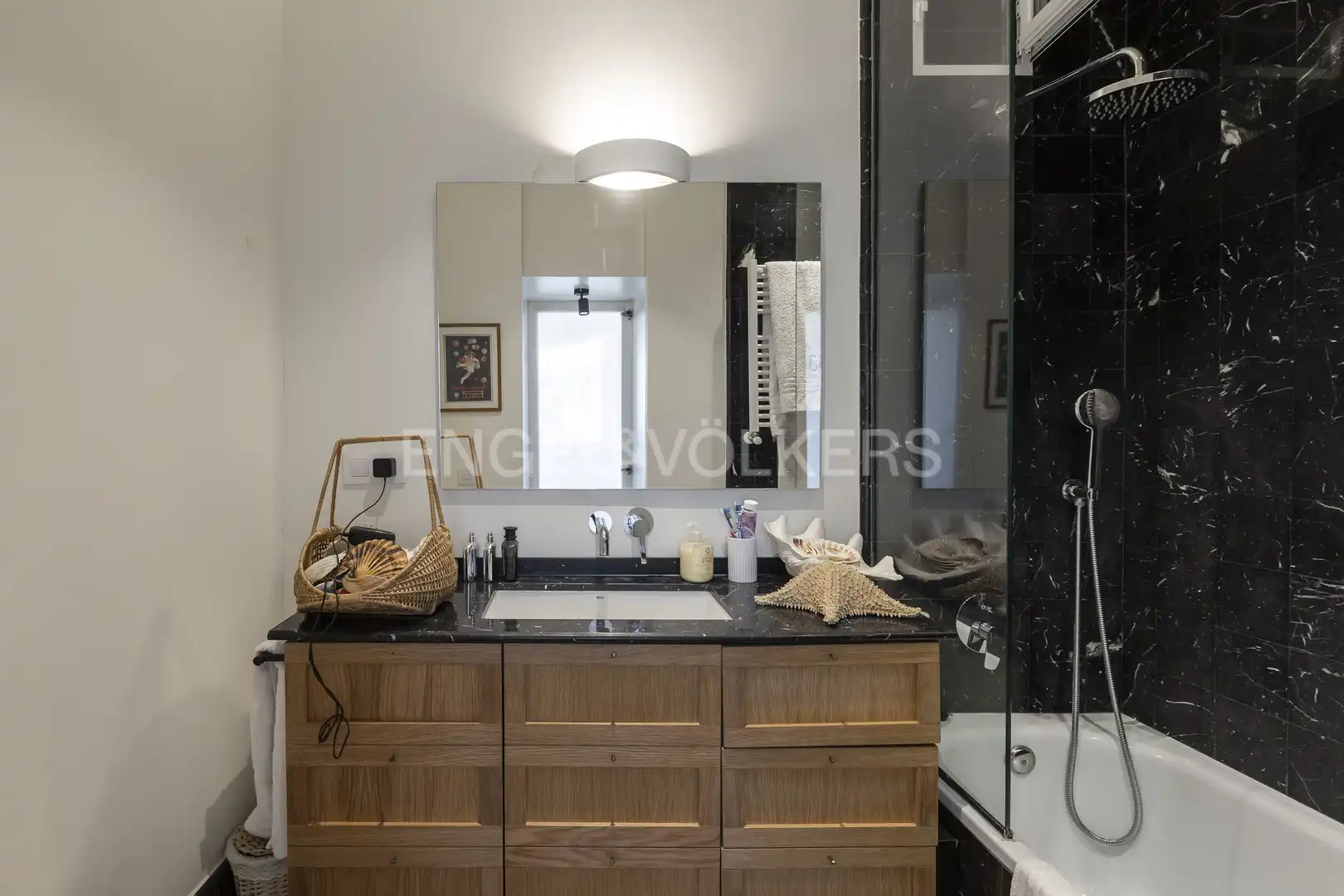 Baño de Piso en venta en Madrid con Aire acondicionado, Calefacción y Parquet