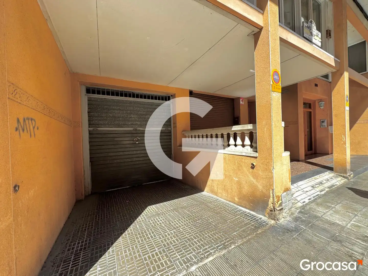 Exterior view of Garage for sale in Castelldefels