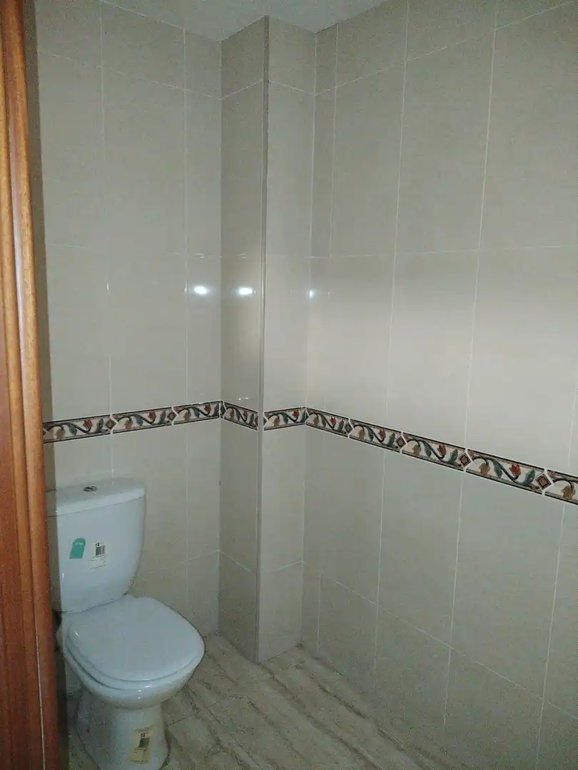 Baño de Local de alquiler en Tarazona