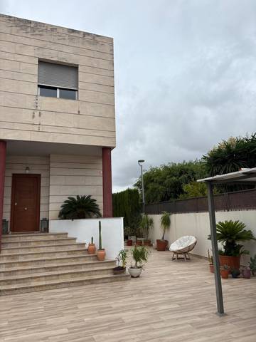 Casa adosada en Venta en Park Nord - Casona
