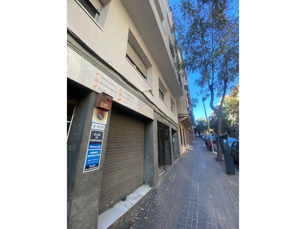 Vista exterior de Traster en venda en Manresa