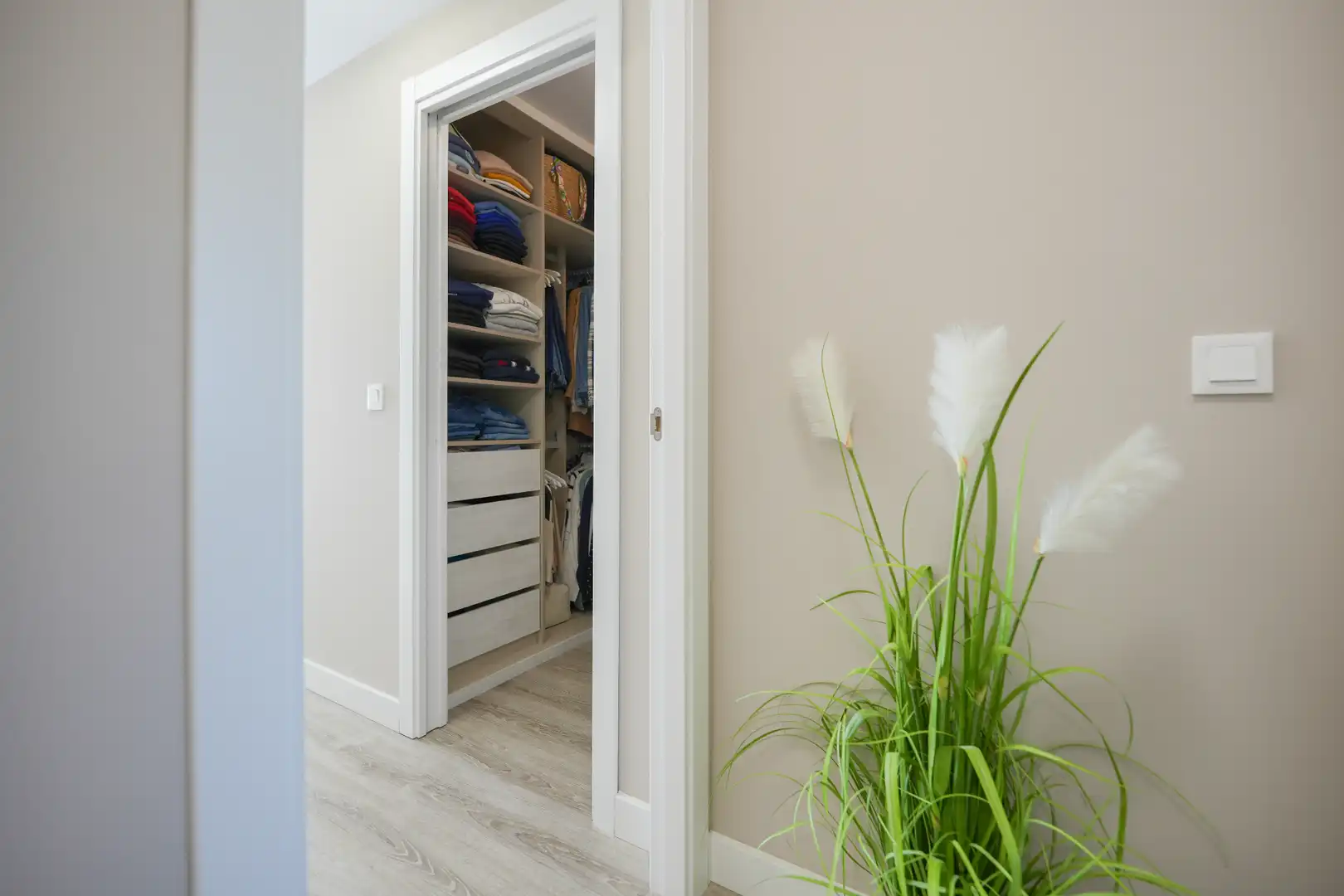 Schlafzimmer von Dachboden zum Verkauf in Valladolid mit Klimaanlage, Heizung und Privatgarten