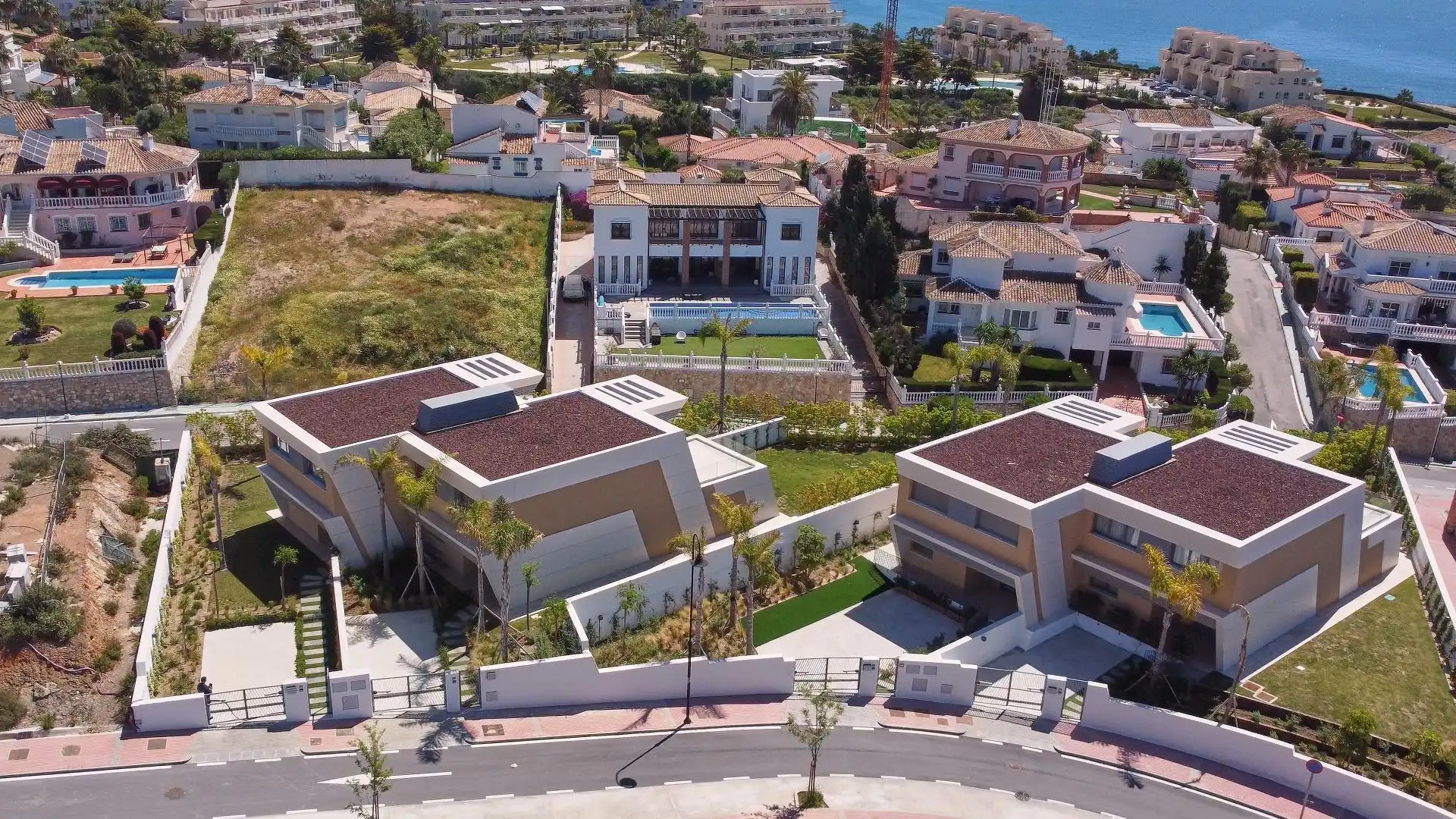 Casa adosada en venta en El Faro de Calaburra - Chaparral
