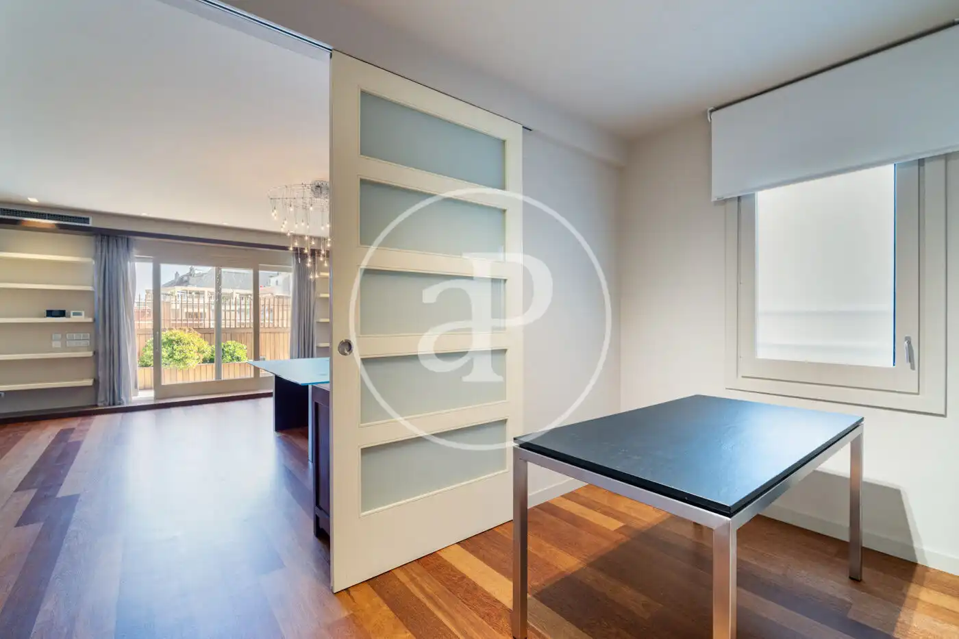 Comedor de Piso de alquiler en Barcelona con Aire acondicionado, Calefacción y Terraza