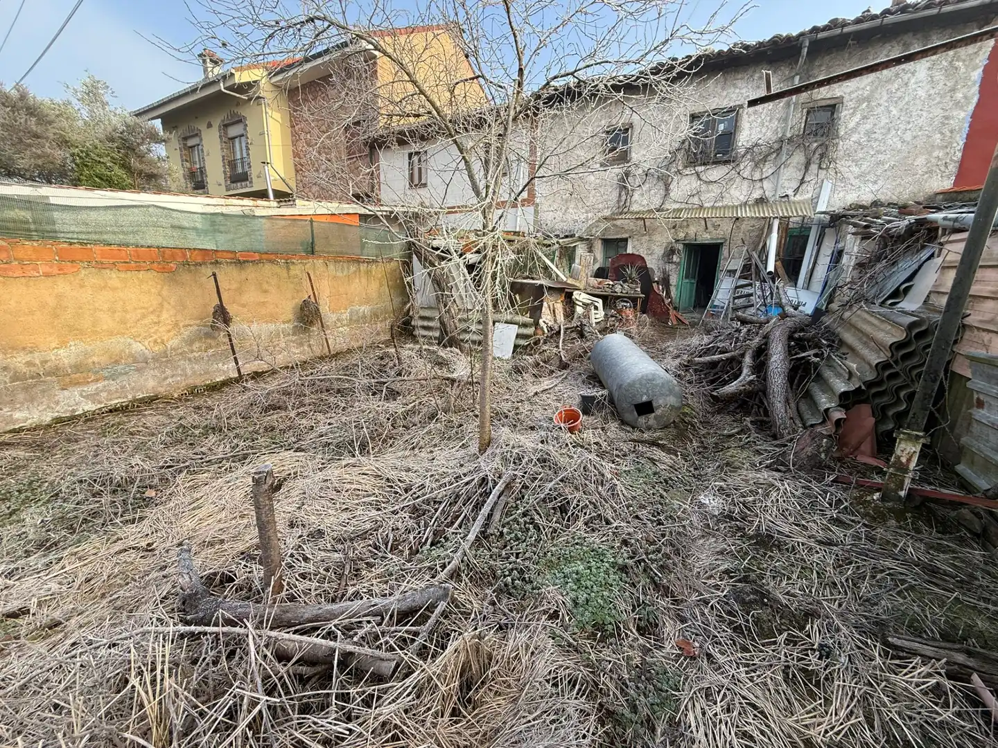 Casa adosada en venda en Oviedo  amb Jardí privat i Balcó