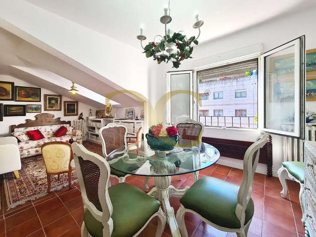 Appartamento con ascensore in vendita a Calle Muñoz Degraín, imagen 3