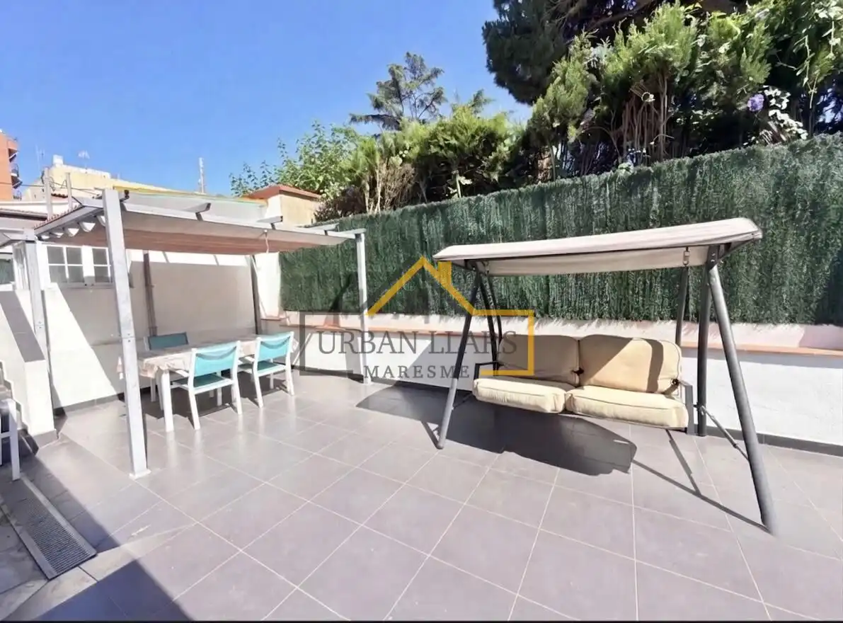 Casa con terraza en venta en Centre - Nucli Antic, imagen 4