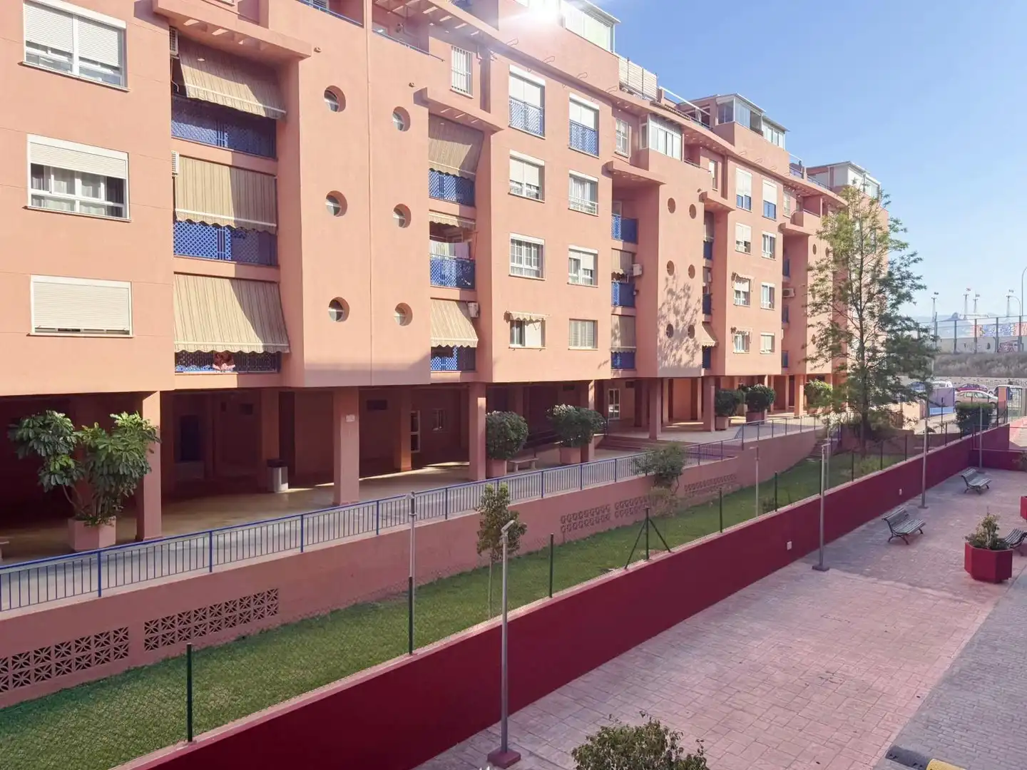 Vista exterior de Piso en venta en Málaga con Aire acondicionado, Terraza y Trastero