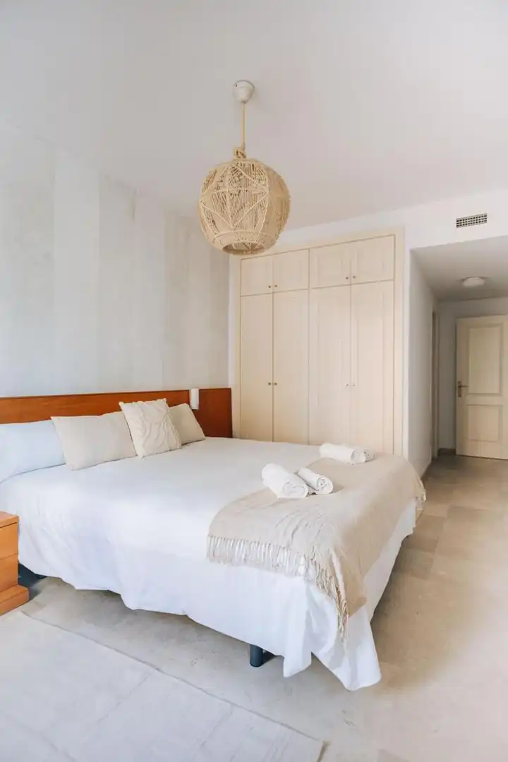 Ground floor with pool to rent in Río Real - Los Monteros, imagen 13