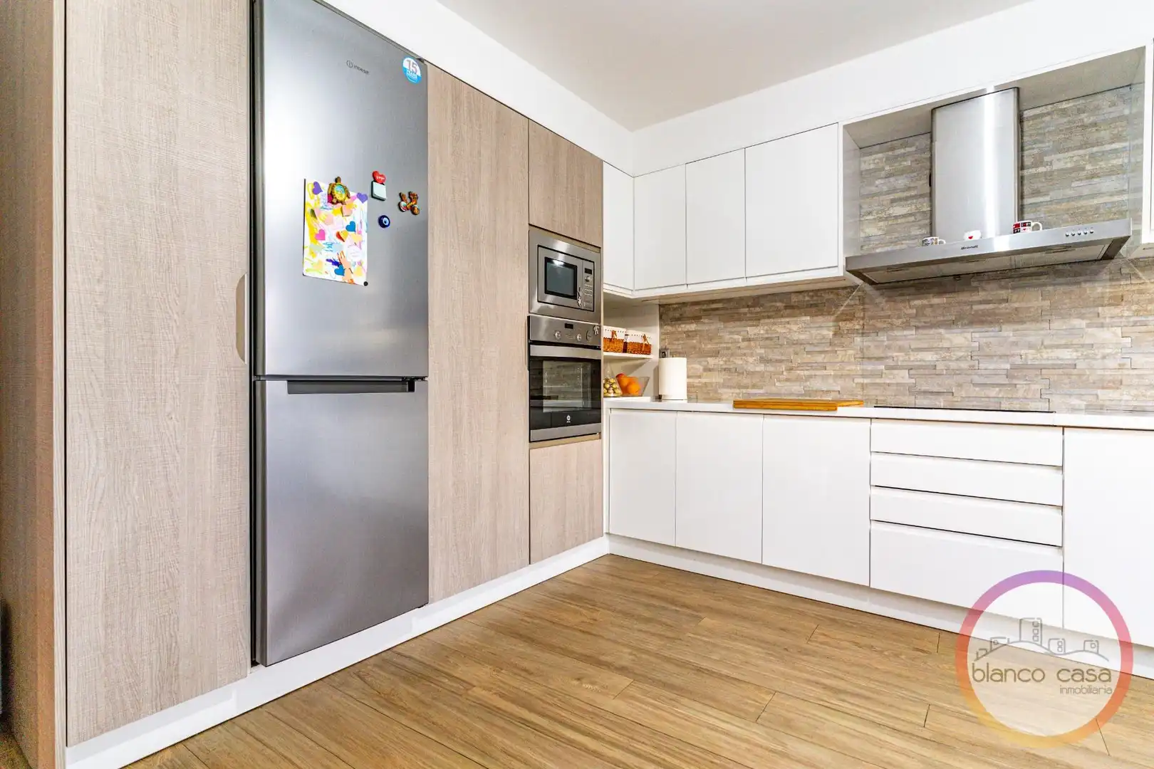 Cocina de Casa o chalet en venta en Carballo con Calefacción, Jardín privado y Trastero
