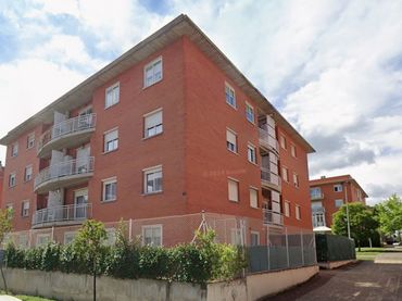 Piso con jardín en venta en Calle del Palacio 15