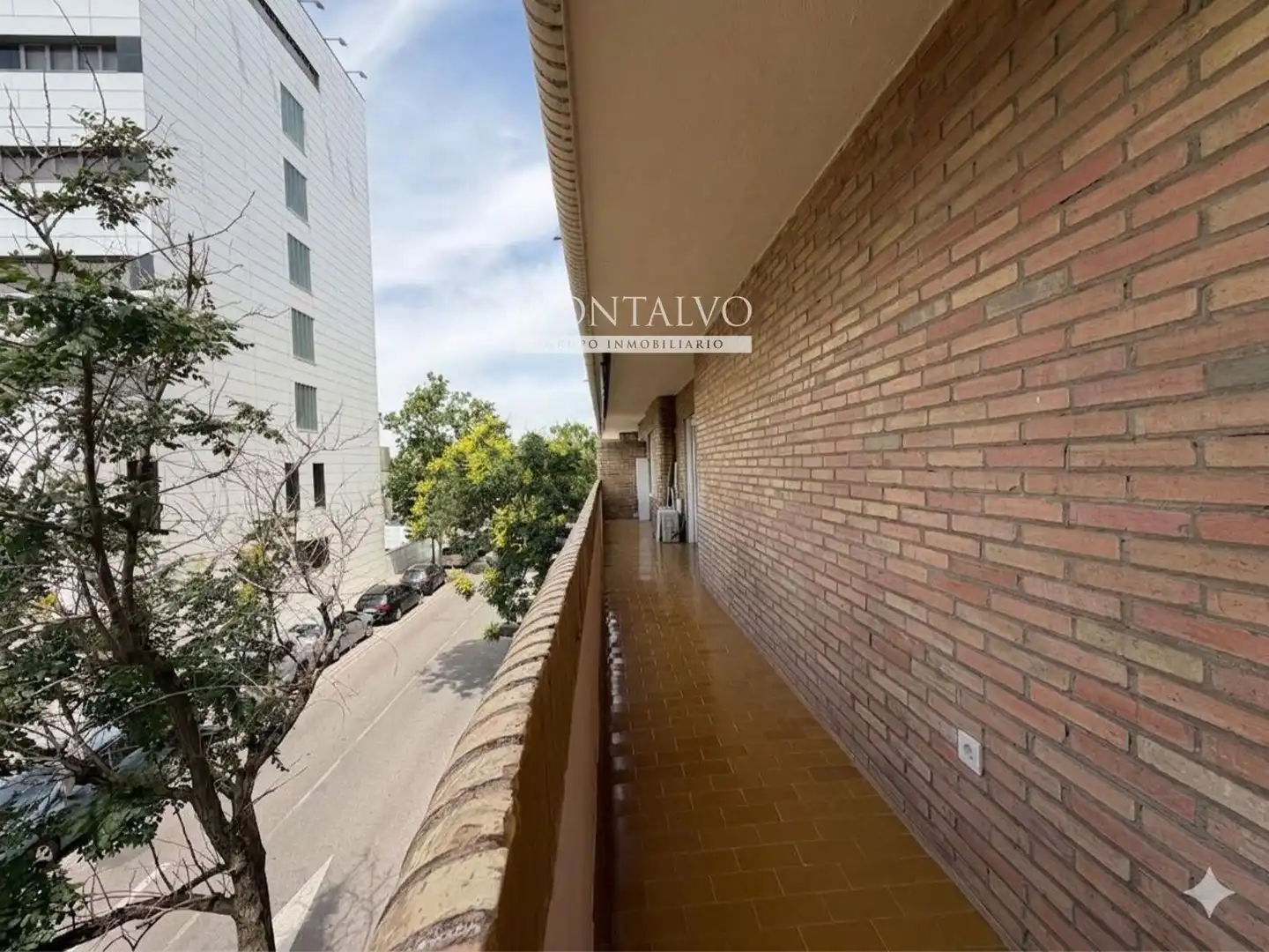 Terraza de Piso de alquiler en Granada con Lavadora, Microondas y TV