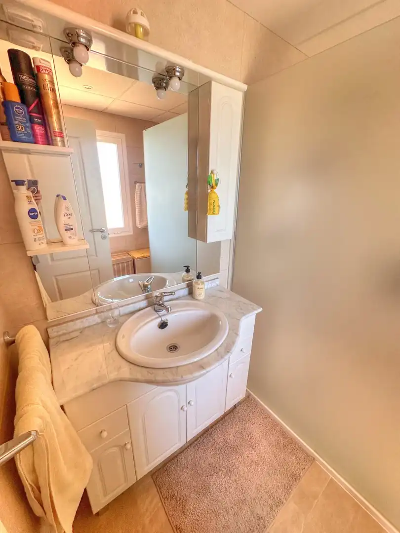 Badezimmer von Maisonette zum Verkauf in Torrox mit Klimaanlage, Heizung und Terrasse