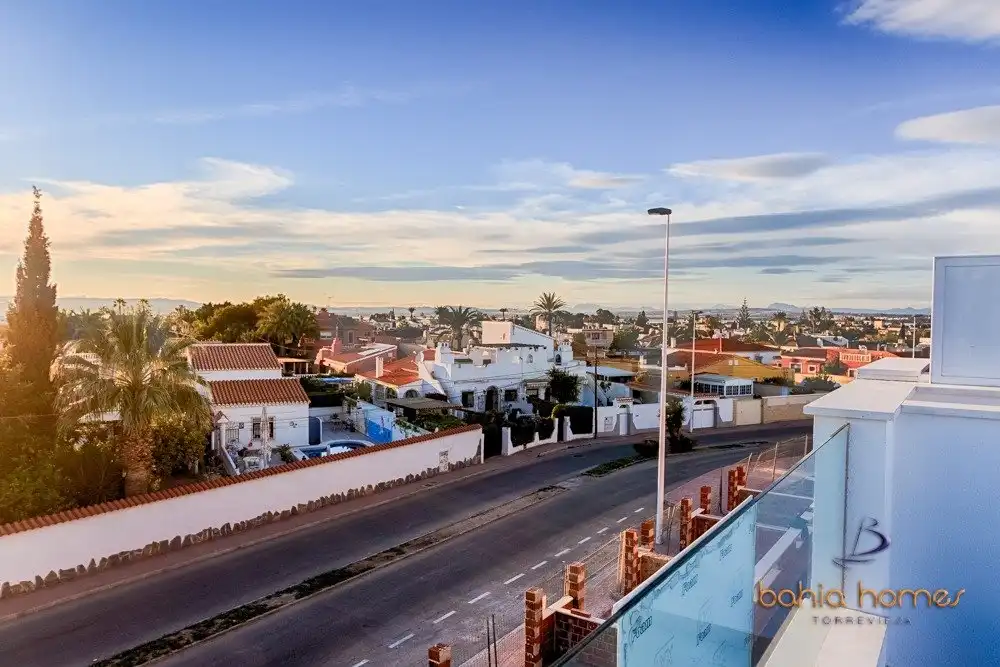 Reihenhaus mit Terrasse zum Verkauf in Pilar de la Horadada ciudad, imagen 86