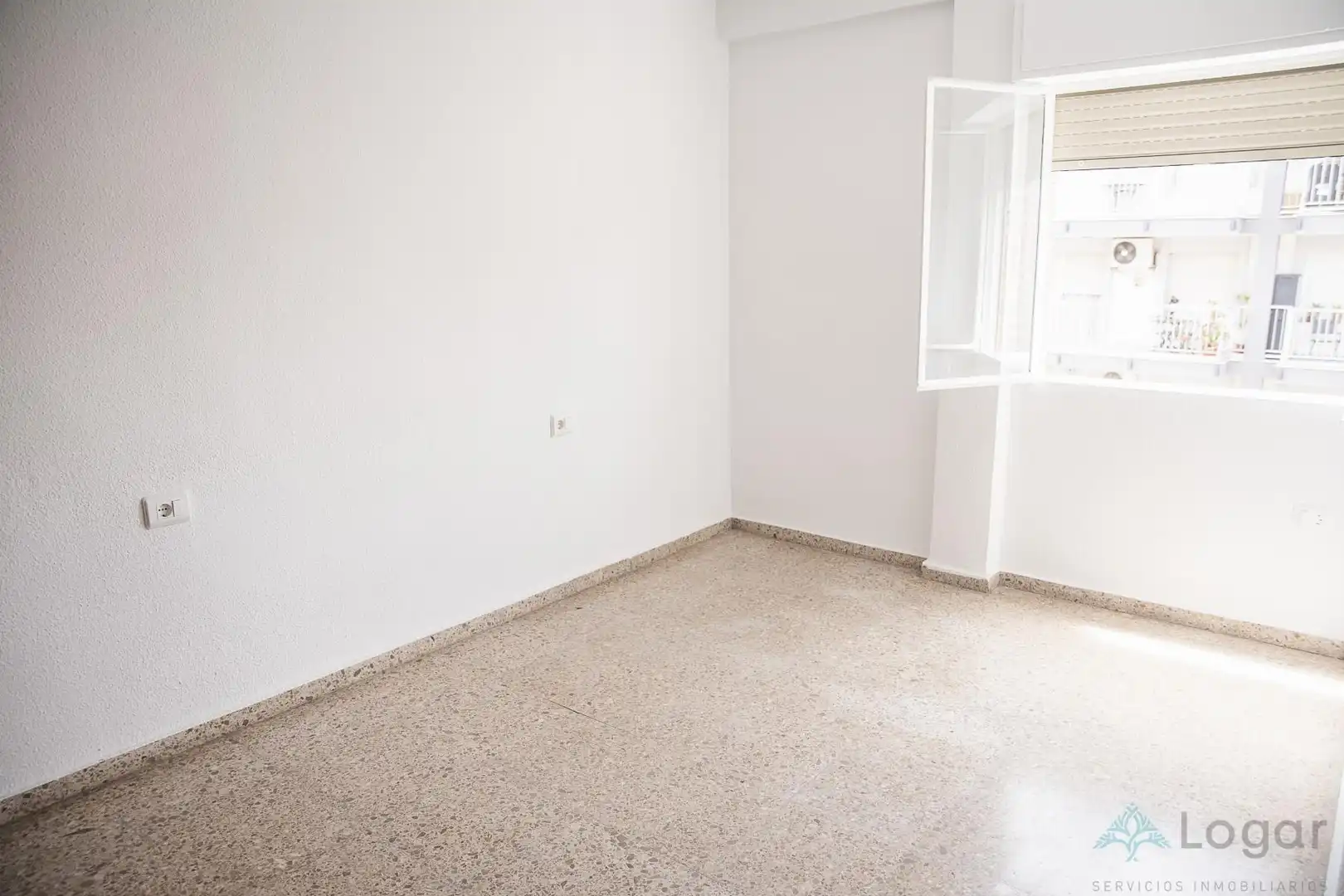 Dormitori de Pis en venda en Murcia amb Aire condicionat, Calefacció i Balcó