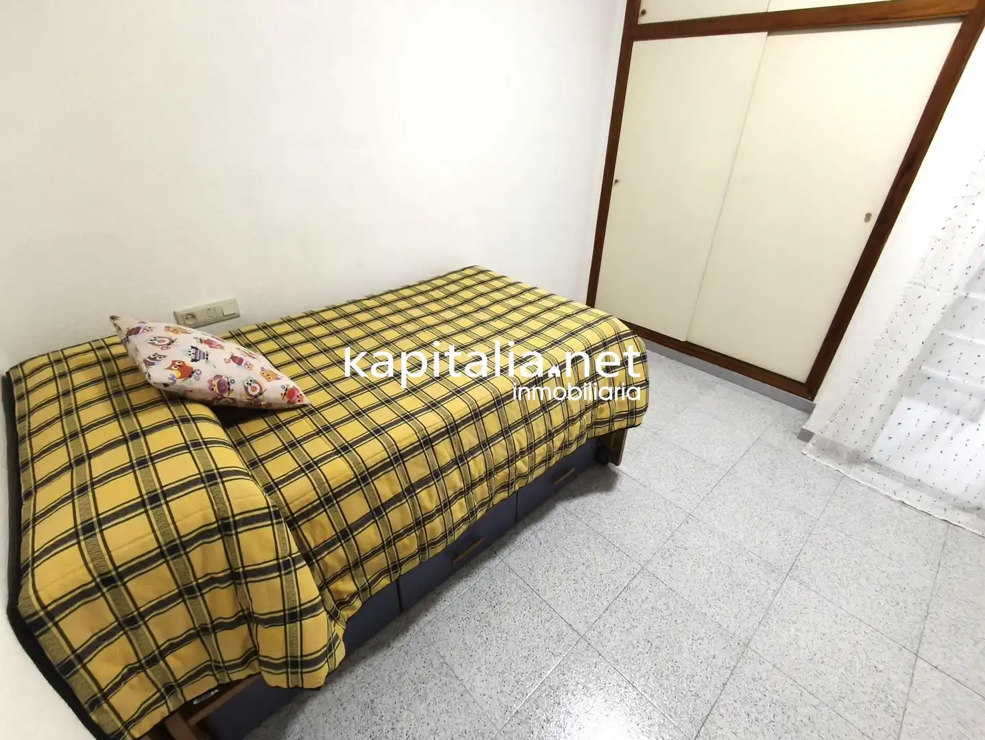 Bedroom of Flat for sale in Otos