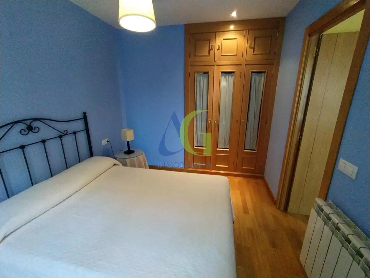 Bedroom of Apartments for rent in Villaquilambre  with Heating, Parquet flooring and Terrace